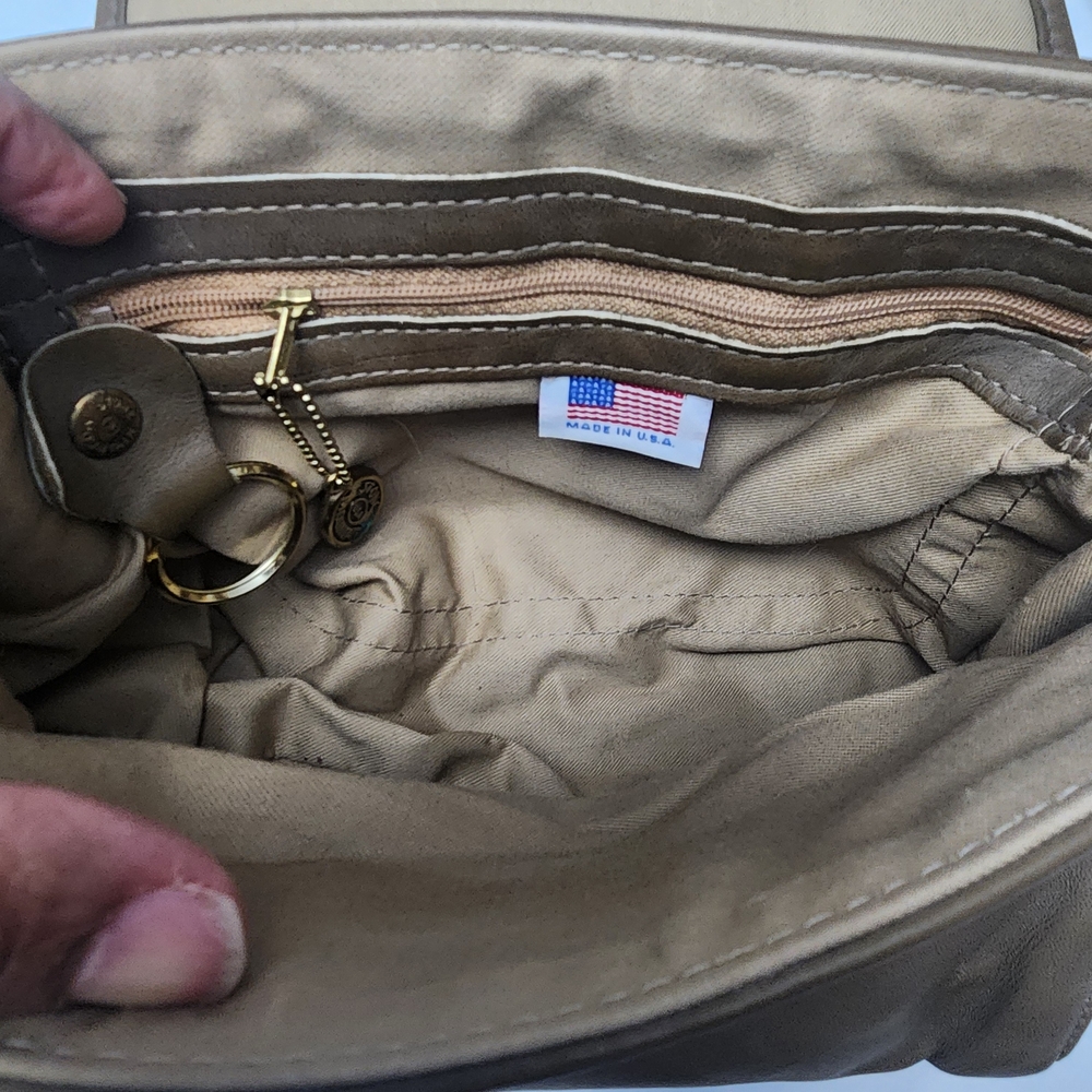 Vintage‎ Stone Mountain Taupe Leather Crossbody Shoulder Bag Classic Casual - Picture 5 of 12